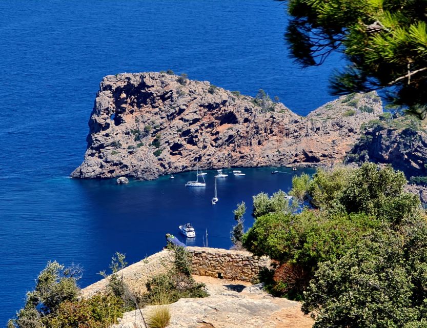 Mallorca: Day Trip to Hidden Gems of Tramuntana with Lunch - A Tramuntana day that feels like you left Palma behind