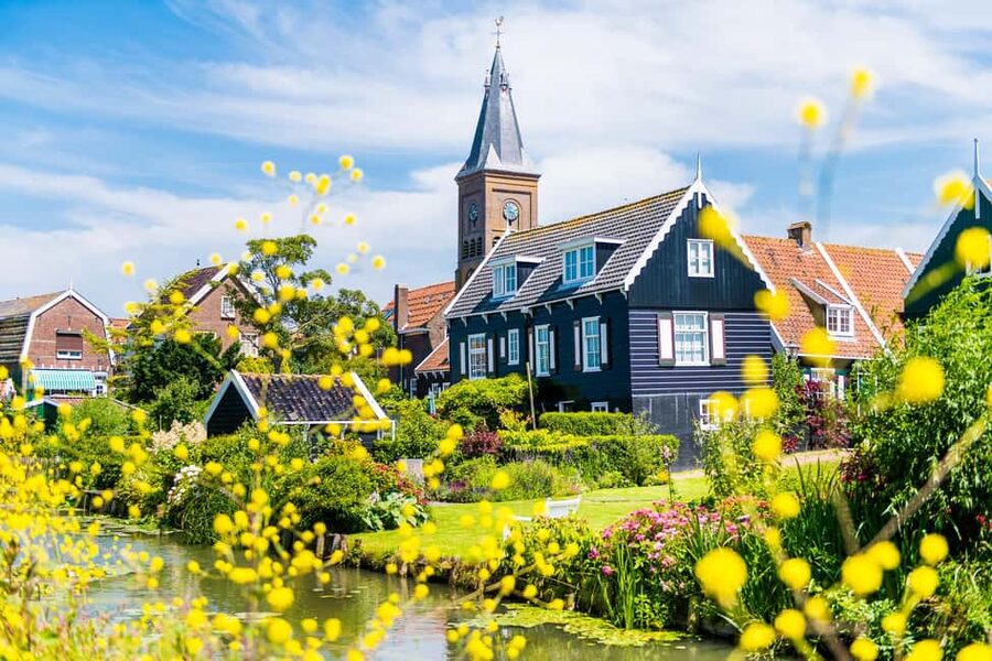 Marken, Volendam, and Edam Full-Day Tour from Amsterdam - Marken walking tour: where old Dutch coastal culture still shows up