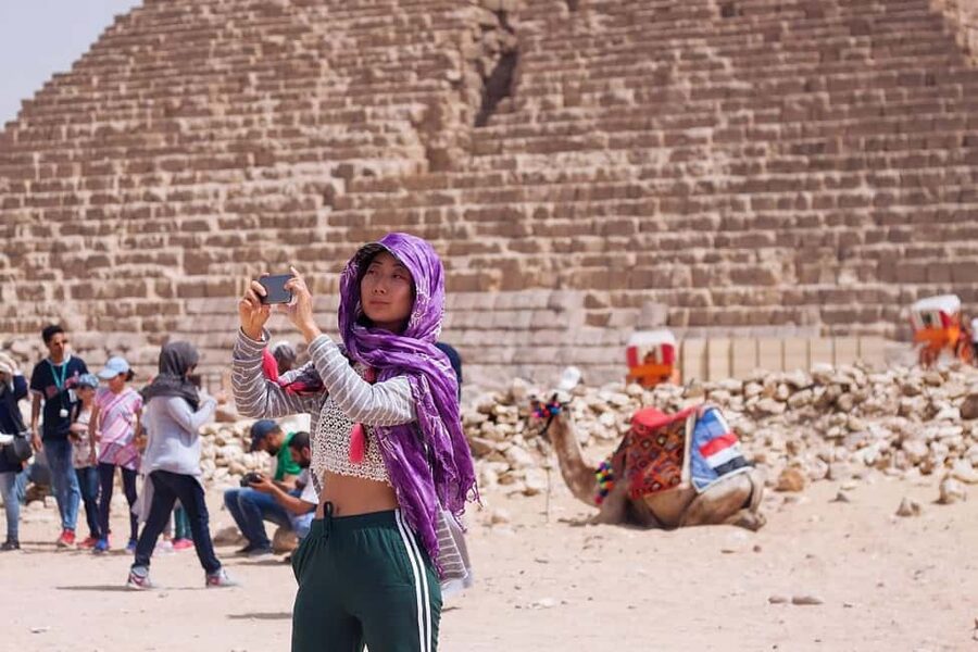 Marsa Alam: Ancient Cairo & Giza Pyramids Day Trip by Plane - Egyptian Museum: big objects, even bigger collections