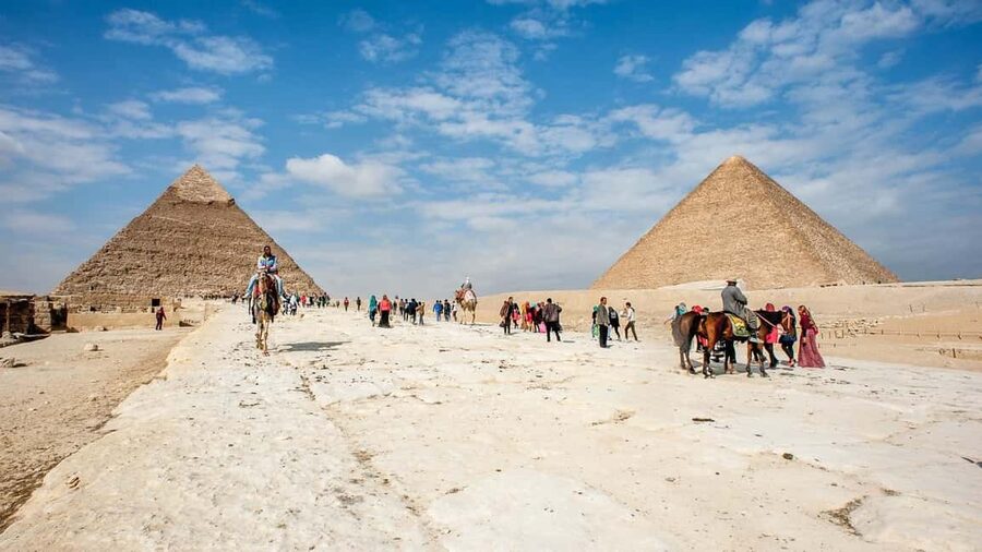 Marsa Alam: Ancient Cairo & Giza Pyramids Day Trip by Plane - Who should book this day trip from Marsa Alam?