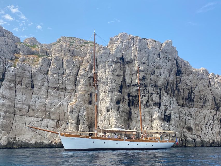 Marseille: Calanques Sailing Day Trip with Lunch and Wine - Chef buffet lunch plus organic wine: the real value booster