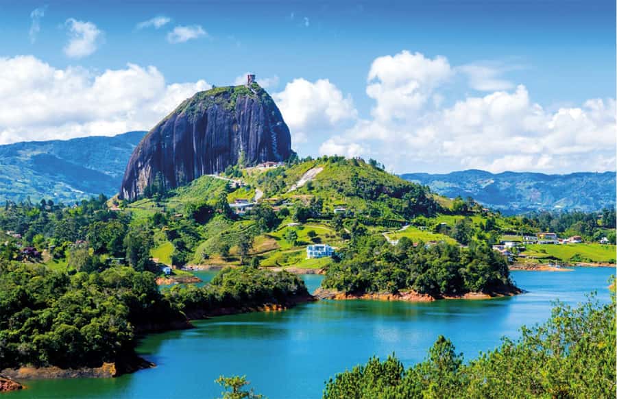 Medellin: Guatapé Day Trip & Boat to Pablo Escobar's Estate - Food breaks and the long-day reality: how the day stays enjoyable