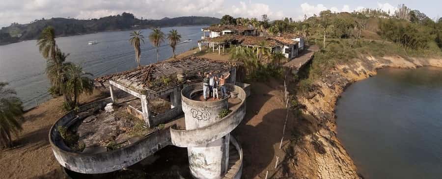 Medellin: Guatapé Day Trip & Boat to Pablo Escobar's Estate - Medellín-to-Guatapé: a full-day mix that works (if you can handle pace)