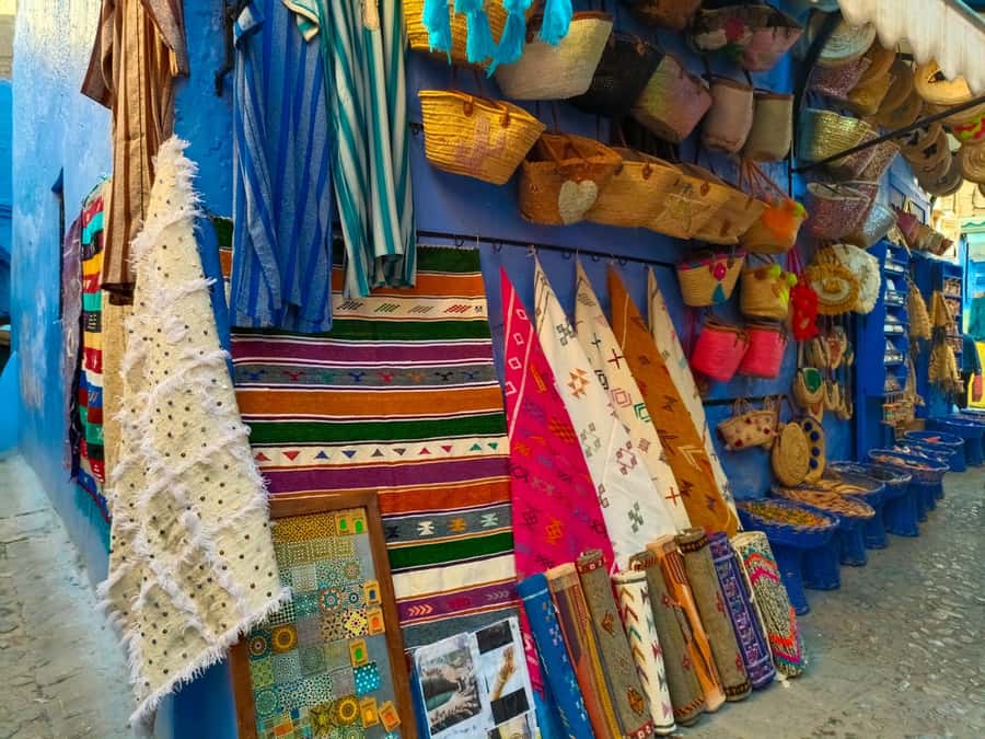 Memorable Day Trip From Fez to Chefchaouen the Blue City - The ride to Chefchaouen: comfort, breaks, and changing scenery