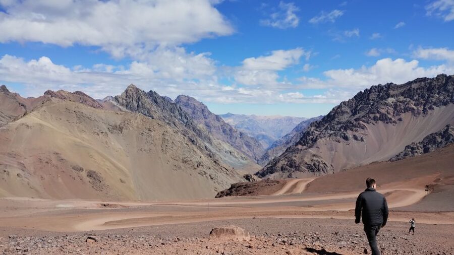 Mendoza: Aconcagua, Uspallata & Puente del Inca Day Trip - Aconcagua Viewpoint: Laguna Horcones and the 6,959m Presence