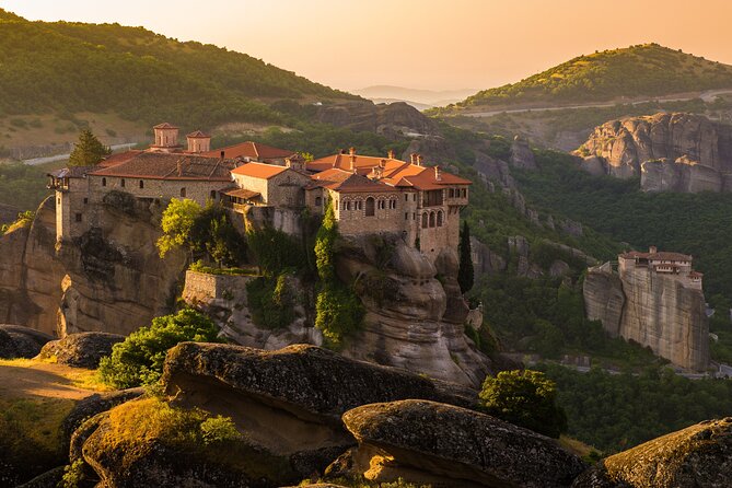 Meteora Day Trip with central Pick up & optional Lunch - The long coach reality: timing, comfort, and sanity