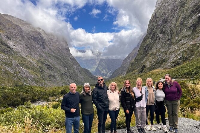 Milford Sound Full Day Tour from Te Anau with Cruise - Timing and logistics: a realistic 9-hour rhythm