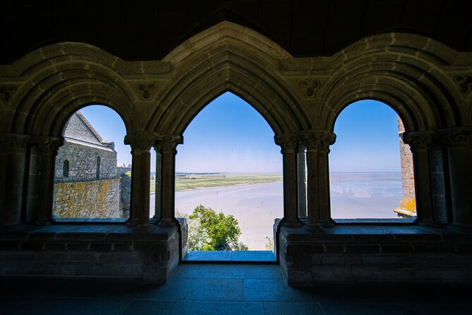 Mont Saint Michel Day Trip from Paris with English Speaking Guide - Free Time on the Island Town: How to Use Your Visit Wisely