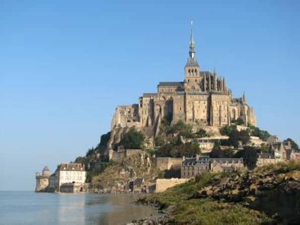 Mont Saint Michel Guided Day Trip with Abbey Entry from Paris - Key things to know before you go