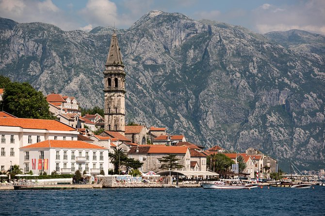 Montenegro: Bay of Kotor Day Trip from Dubrovnik English -Español - Border crossings: plan for delays, not just distance