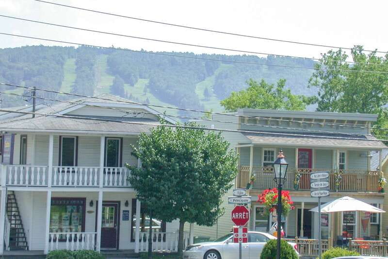 Montreal: Laurentian Mountains Day Trip - A Car-Free Mountain Reset From Montreal