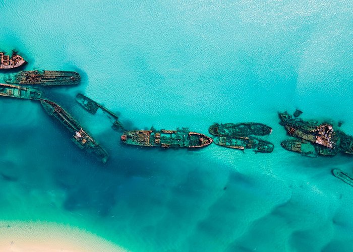 Moreton Island Day Trip (Kayak, Snorkel & Sandboard) frm Brisbane or Gold Coast - Transparent Kayak: Watching Fish From Above the Waterline