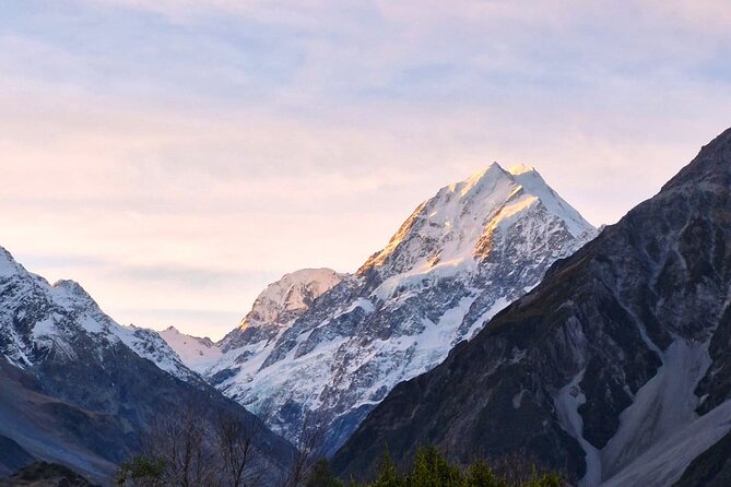 Mt Cook Small Group Scenic Day Tour from Queenstown - Lake Pukaki: the color stop that photographers and walkers both enjoy