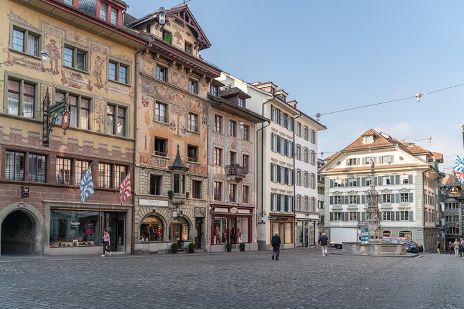 Mt Pilatus and Lucerne Day Trip from Zurich With Lake Cruise - The summit experience: time management and food at elevation