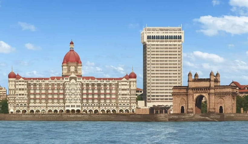 Mumbai: All-Inclusive Mumbai Private Full or Half Day Trip - Marine Drive at night and Hanging Gardens over the city