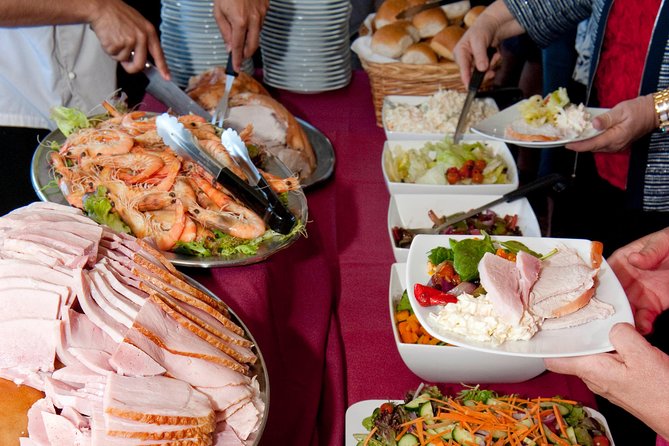 Murray River Day Trip from Adelaide Including Lunch Cruise aboard the Proud Mary - Lunch on Board: Included Buffet, Simple Choices, and What to Expect