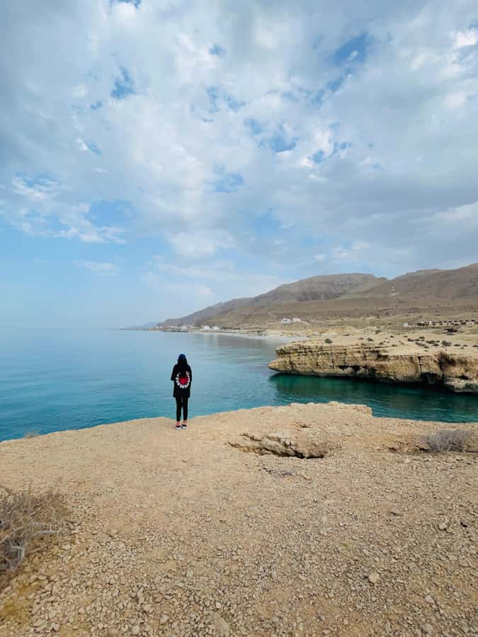 Muscat: Wadi Shab, Romantic Cave and Sinkhole Full-day Trip - Transportation timing: why the order matters