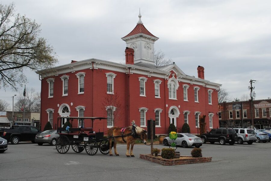 Nashville: Jack Daniel Distillery Day Trip with Tastings - Lynchburg Lunch and Shopping: Make Time for Small-Town Tennessee
