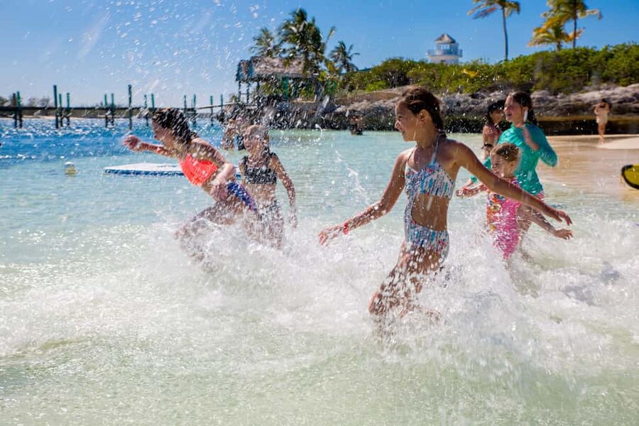 Nassau: Pearl Island Beach Day Trip and Cruise with Lunch - Key Highlights at a Glance