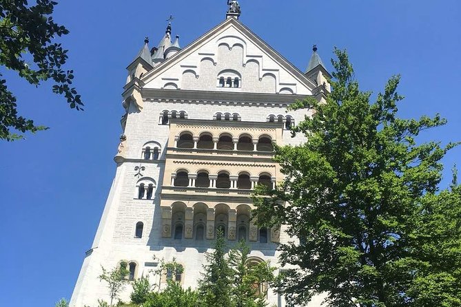 Neuschwanstein Castle and Linderhof Palace Day Trip from Munich - Season tips: winter closures, crowds, and what to wear
