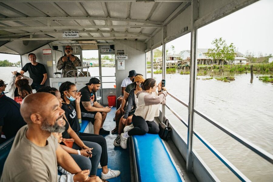 New Orleans: Oak Alley Plantation and Swamp Cruise Day Trip - Who this day trip fits best (and who should skip it)