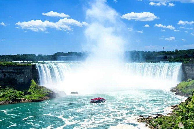 Niagara Falls and Niagara-on-the-Lake Day Tour from Toronto - Horseshoe Falls timing: a quick look that sets the tone