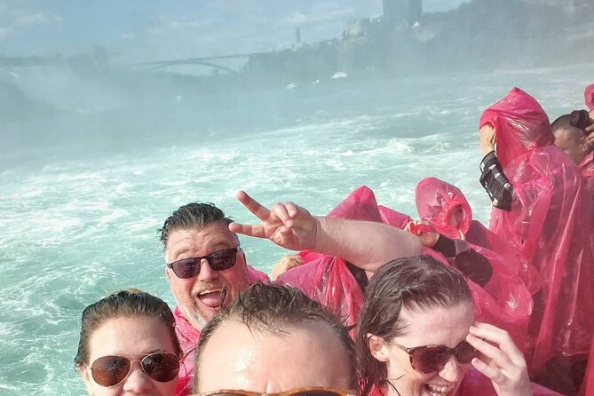 Niagara Falls Day Tour from Toronto and Skip the Line Boat Cruise - Along the Niagara River Parkway: Photo Stops and Big Names