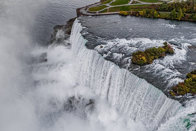 Niagara Falls Day Tour from Toronto with Boat Cruise and Lunch - Maple Leaf Place Maple Syrup Tasting: A Small Stop That Feels Like Canada