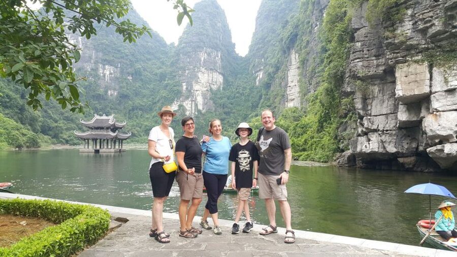 Ninh Binh: Hoa Lu, Trang An and Mua Caves Hiking Day Trip - Hoa Lu: Temples, Ruins, and the Imperial Backstory You’ll Remember