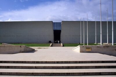 Normandy D-Day Tour From Paris - Plages du Débarquement: The Walk That Grounds the Whole Story