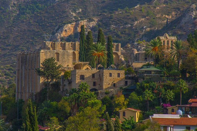 NORTHERN CYPRUS ALL-IN-ONE Private Day Trip from Nicosia - Back in Nicosia: Kyrenia Gate, Selimiye Camii, and Büyük Han