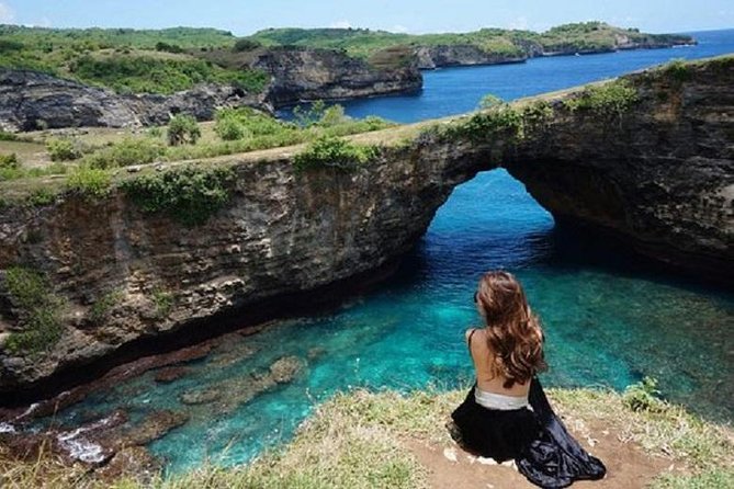 Nusa Penida One Day Trip with All-inclusive - Crystal Bay White Sand: Snorkeling Options and When Crowds Affect Your Mood
