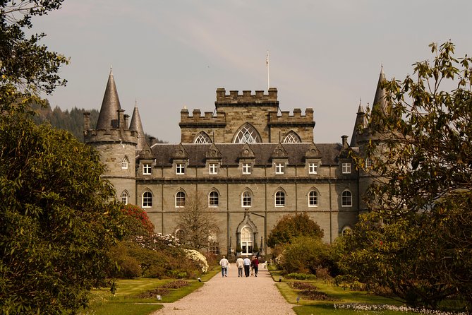 Oban, Glencoe, Highlands Lochs & Castles Small Group Day Tour from Glasgow - Glasgow Morning to Loch Lomond: Your First Scotland Moment