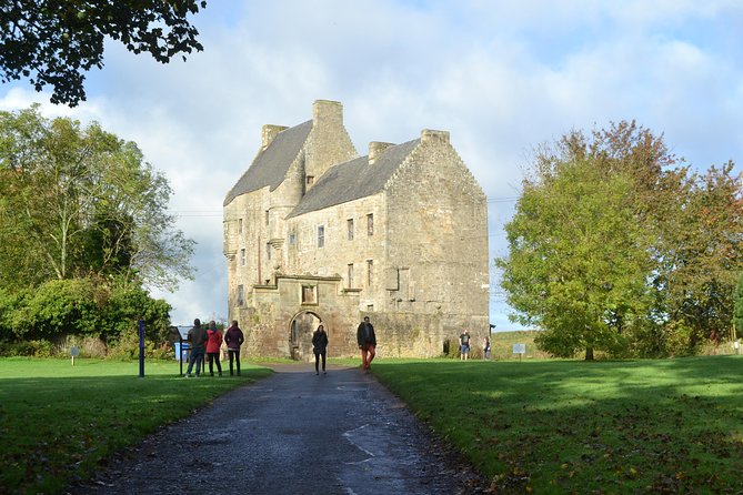 Outlander Film Locations Day Trip from Edinburgh - Doune Castle: where the Castle Leoch look becomes real