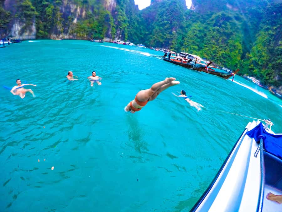 Phi Phi & Bamboo Islands: Premium Day Trip w/ Seaview Lunch - Pileh Lagoon natural pool: the water stop that surprises people