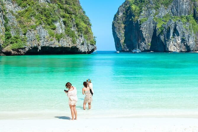 Phi Phi with Maya and Bamboo Island Day Trip by Speedboat - Phi Phi Islands: your first big Andaman Sea hit