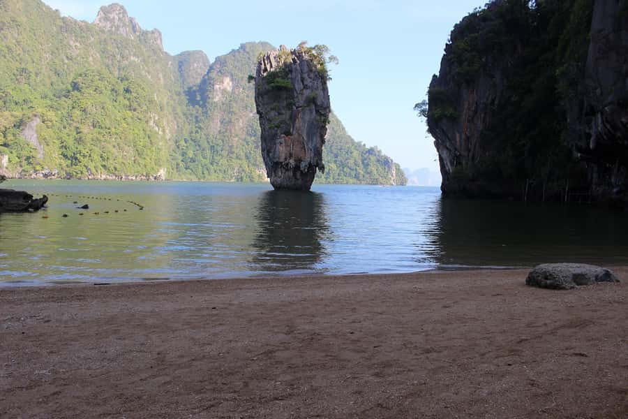 Phuket: Phi Phi & James Bond Island Combo Day Tour w/Lunch - Lunch and included gear: what saves you money and stress