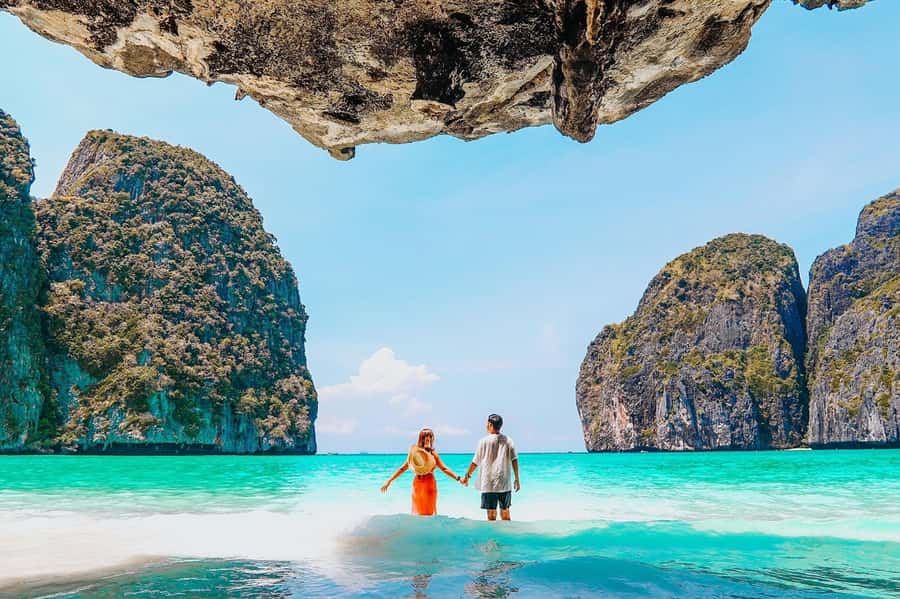 Phuket: Speedboat Day Trip to Phi Phi and Maya Bay - Snorkelling Gear, What to Bring, and What to Expect Under the Sun
