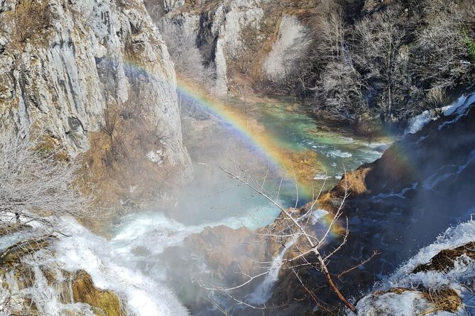 Plitvice and Rastoke day trip from Zagreb w/ticket (guar. dep.) - Boat, train, and the winter adjustment you should plan for