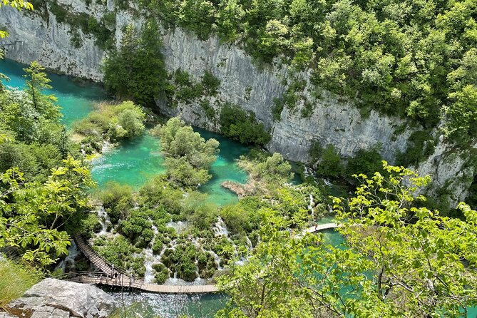 Plitvice Lakes with Ticket & Rastoke Guided Tour from Zagreb - Group size and guides: why small-group feels better here