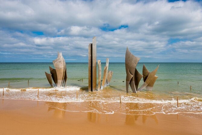 Pointe du Hoc,Omaha Beach, American Cemetery - Day trip from Paris to Normandy - Key highlights that make this day trip worth it