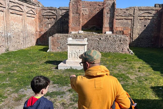 Pompeii and Naples Tour from Rome by Train with Lunch - Pizza Lunch in Pompeii: A Scheduled Break That Feels Like a Treat