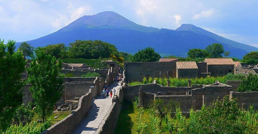 Pompeii and Vesuvius Full-Day Tour from Amalfi Coast - Key Highlights You’ll Care About