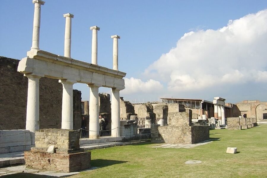 Pompeii and Vesuvius Full-Day Tour from Amalfi Coast - Pompeii With Skip-the-Line Entry and Headphones
