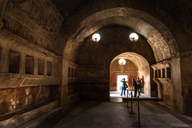 Pompeii & Mt.Vesuvius Day Tour from Naples with Pizza Lunch - Pompeii Guide Energy: Names, Styles, And What To Expect From The Group