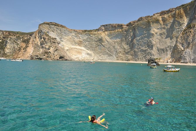 Ponza Island Day Trip from Rome including Lunch - Lunch Onboard: Pasta Marinara, Wine, and Timing Reality