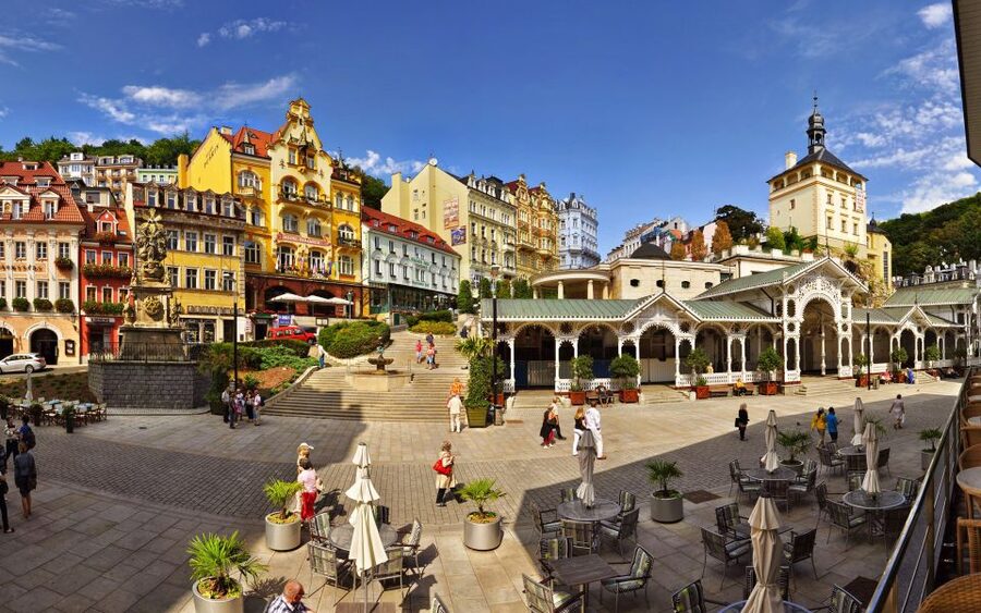 Prague: Karlovy Vary Day Trip with Watchtower and Funicular - Diana Observation Tower and the Funicular: Views Worth Budgeting Time For