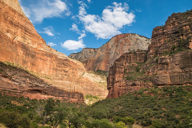PREMIUM 3-Day Winter Grand Canyon, Monument Valley and Zion Tour - Day 3: Zion National Park morning hike choices and the return to Las Vegas