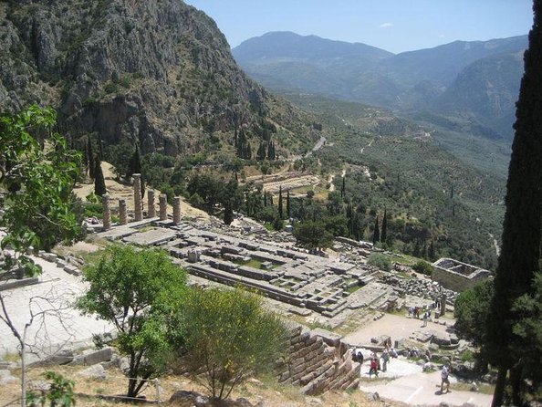 Premium Delphi Day Trip with an Expert Guide, Museum & Lunch - Key things that make this tour worth your time