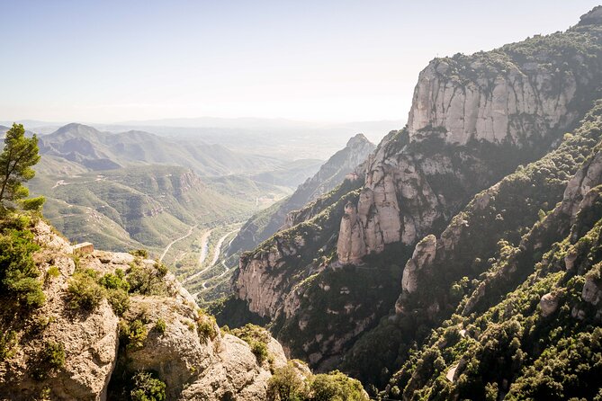 Premium Montserrat & Wine Full Day Tour from Barcelona - What to pack (and what to plan) for a smooth Montserrat day